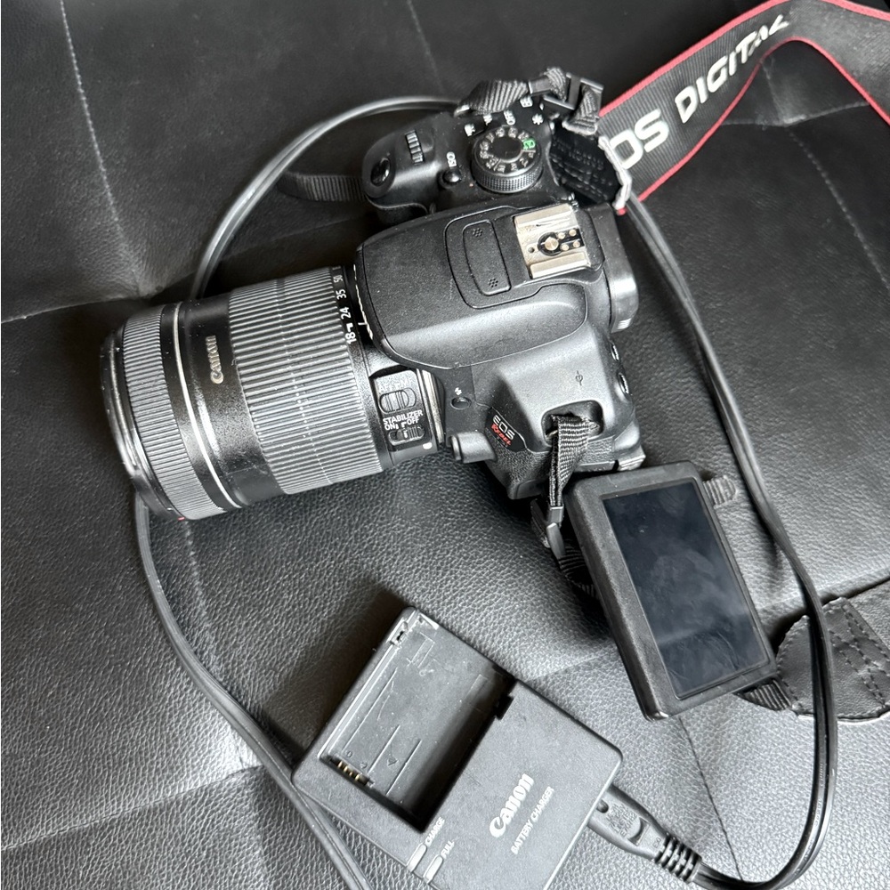 Cannon T5i with Lens